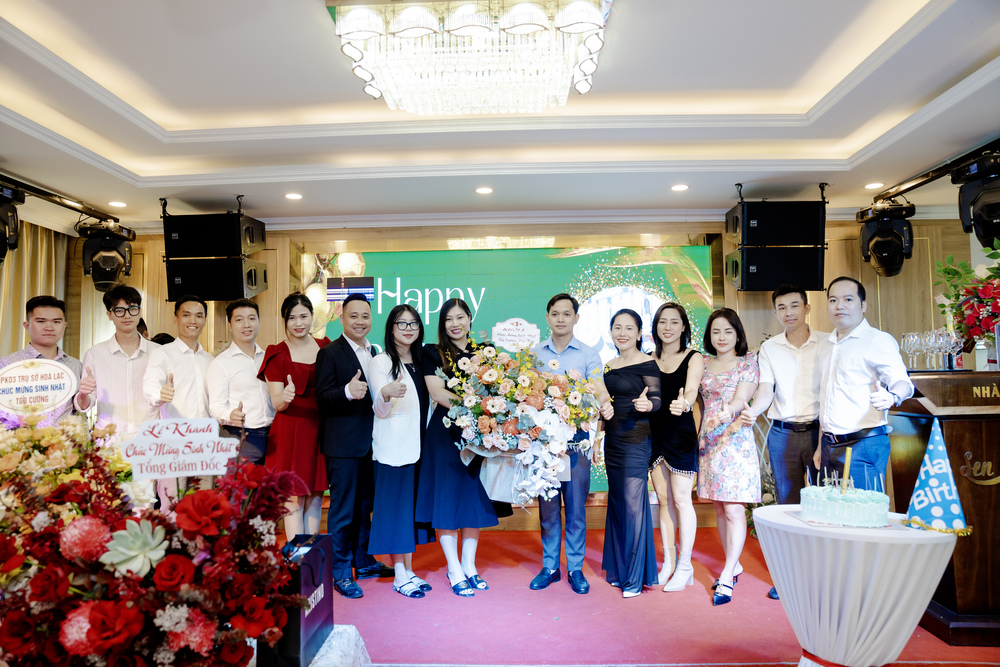 su kien mung sinh nhat thuyen truong hoa lac xanh 1